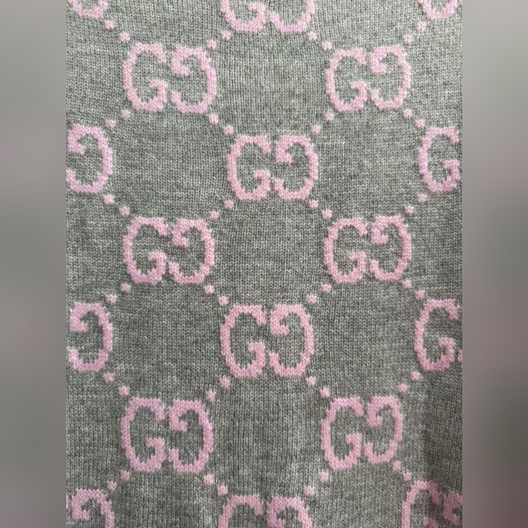 Gucci GG crew neck cardigan sweater - Picture 9 of 12